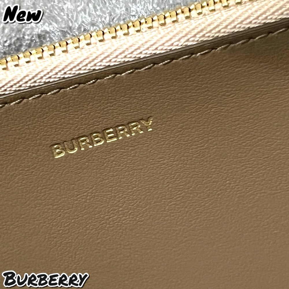 🔴New NWT Burberry Large Check Zip Around Leather Canvas Wallet Pale Cameo - Picture 8 of 8